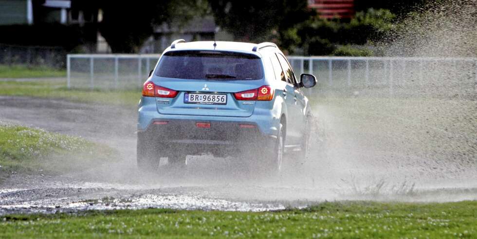 LILLEBROR: Mitsubishi ASX er lillebroren til den populære Outlander. LILLEBROR: Mitsubishi ASX er lillebroren til den populære Outlander.