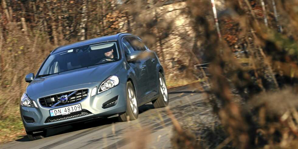 BEST I KLASSEN: Volvo V60 med stor dieselmotor og firehjulsdrift stakk av med seieren for firehjulsdrevne biler under 1800 kilo. BEST I KLASSEN: Volvo V60 med stor dieselmotor og firehjulsdrift stakk av med seieren for firehjulsdrevne biler under 1800 kilo.