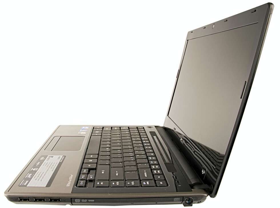 PERFEKSJON: Både museflata og tastaturet er tilnærmet perfekt. Med passelig mellomrom mellom de matte tastene, og en stor og behagelig museflate. PERFEKSJON: Både museflata og tastaturet er tilnærmet perfekt. Med passelig mellomrom mellom de matte tastene, og en stor og behagelig museflate.