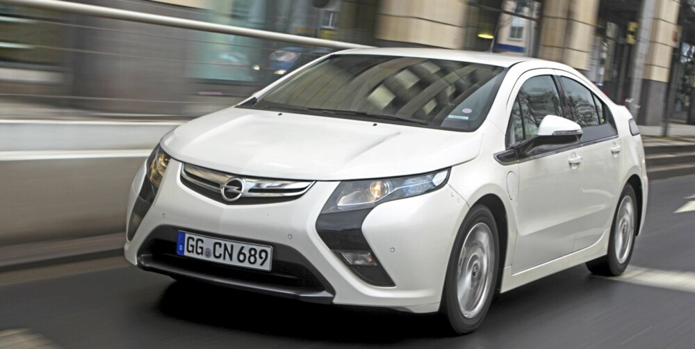 PLUG-INN: Det knytter seg store forventinger til Opel Ampera. Det blir den første plugg-inn-hybriden på det norske markedet. PLUG-INN: Det knytter seg store forventinger til Opel Ampera. Det blir den første plugg-inn-hybriden på det norske markedet.