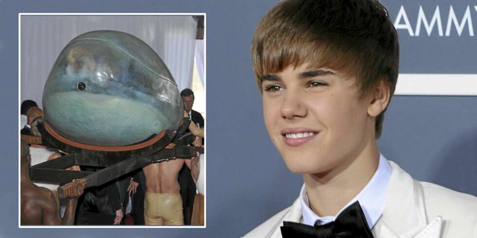 Justin Bieber uttaler at han ikke alltid skjønner hva Lady Gaga ddriver med. Her fra Grammy-utdelingen i helgen. Justin Bieber uttaler at han ikke alltid skjønner hva Lady Gaga ddriver med. Her fra Grammy-utdelingen i helgen.