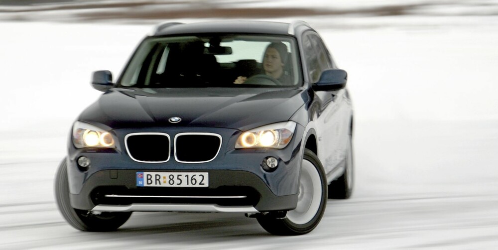 SPORTSLIG: BMW har alltid vært kjent for å ha sportslige kjøreegenskaper, og X1 er intet unntak. SPORTSLIG: BMW har alltid vært kjent for å ha sportslige kjøreegenskaper, og X1 er intet unntak.
