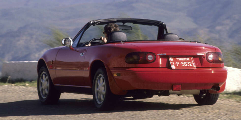 GJENFØDELSEN: I 1990 satte Mazda standarden for moderne, rimelige roadstere. GJENFØDELSEN: I 1990 satte Mazda standarden for moderne, rimelige roadstere.