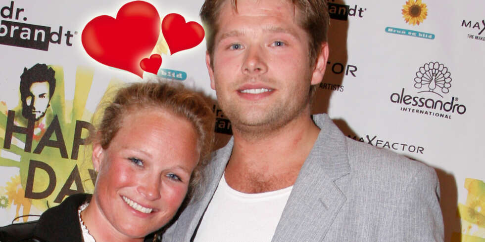 KOM SOM KJÆRESTER:
Forholdet mellom Kristin
Glück Evensen og Kim
Sondre Hagen har vært preget av hemmelighetskremmeri, men nå omtales de som kjærester. KOM SOM KJÆRESTER:
Forholdet mellom Kristin
Glück Evensen og Kim
Sondre Hagen har vært preget av hemmelighetskremmeri, men nå omtales de som kjærester.