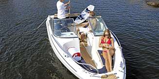 BOWRIDER: En meget god kombinasjon av fortrinnene til en jeep og en daycruiser. BOWRIDER: En meget god kombinasjon av fortrinnene til en jeep og en daycruiser.