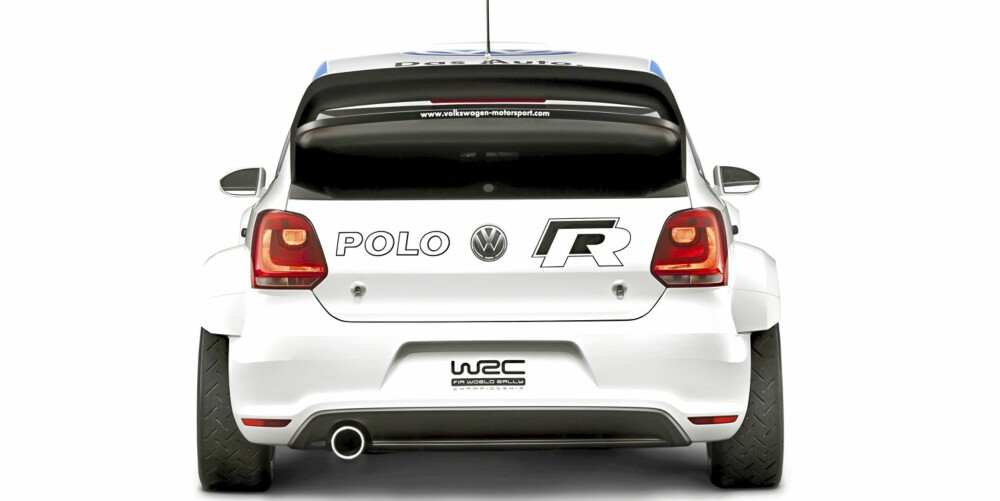 BRED: Ekstra bredde er selvsagt på rallyversjonen av VW Polo. FOTO: Top Gear BRED: Ekstra bredde er selvsagt på rallyversjonen av VW Polo. FOTO: Top Gear