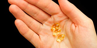 MYKERE HUD MED OMEGA 3: Flere studier har påvist at en økt mengde omega 3-fettsyrer i cellemembranene gjør at cellene får en mer smidig struktur. Dette fører igjen til at huden blir mykere og mer smidig, og holder bedre på fuktigheten. MYKERE HUD MED OMEGA 3: Flere studier har påvist at en økt mengde omega 3-fettsyrer i cellemembranene gjør at cellene får en mer smidig struktur. Dette fører igjen til at huden blir mykere og mer smidig, og holder bedre på fuktigheten.