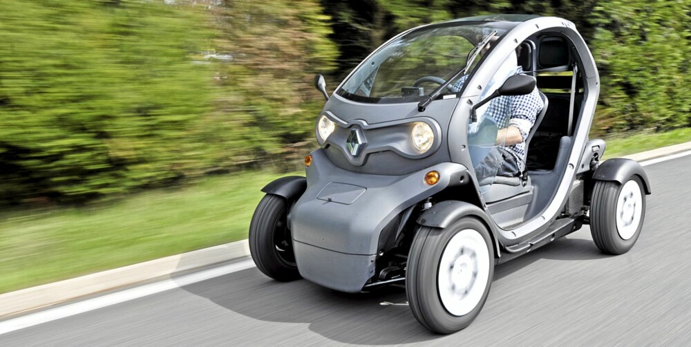 STABIL: Hjulene står i hvert sitt hjørne, så renault Twizy er stabil. FOTO: Renault STABIL: Hjulene står i hvert sitt hjørne, så renault Twizy er stabil. FOTO: Renault