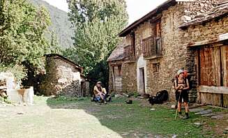FOLKETOMT: Ruiner etter forlatte landsbyer er et vanlig syn i Pyreneene. FOLKETOMT: Ruiner etter forlatte landsbyer er et vanlig syn i Pyreneene.