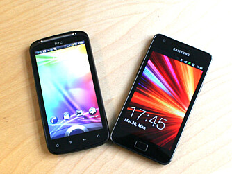 TOPPMODELLER: HTC Sensation (t.v.) kjemper mot Samsungs nye flaggskip Galaxy S II. TOPPMODELLER: HTC Sensation (t.v.) kjemper mot Samsungs nye flaggskip Galaxy S II.