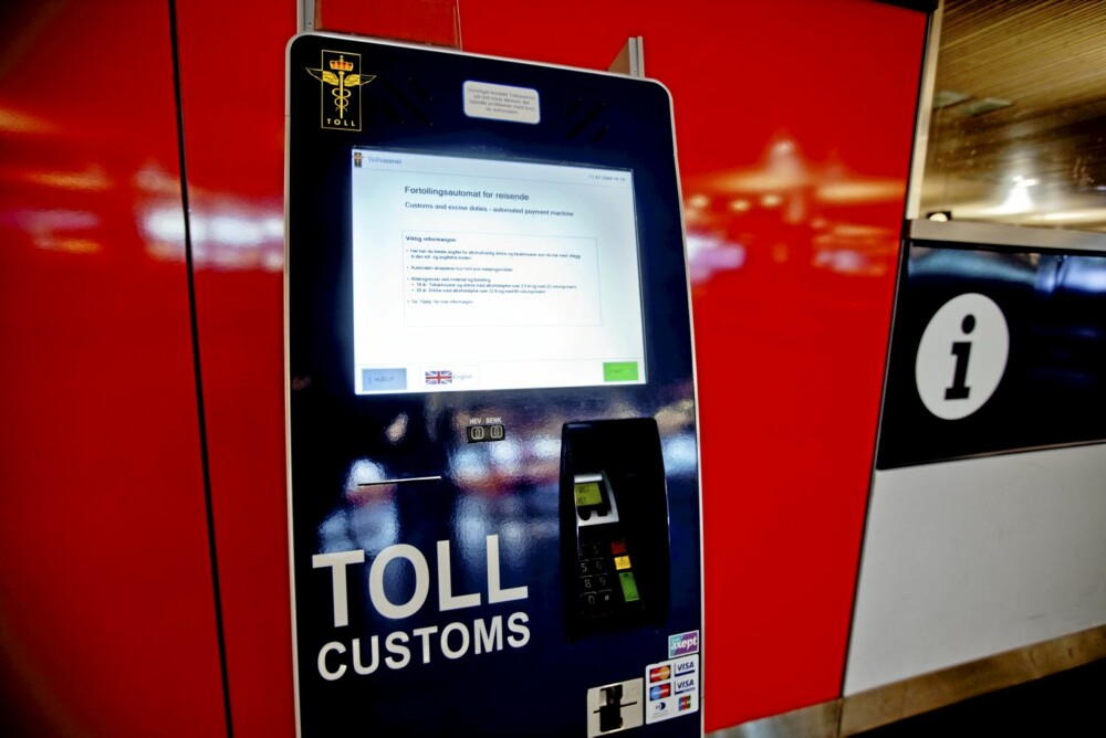 Du kan selv fortolle varene i Tollvesenets automater. Du kan selv fortolle varene i Tollvesenets automater.