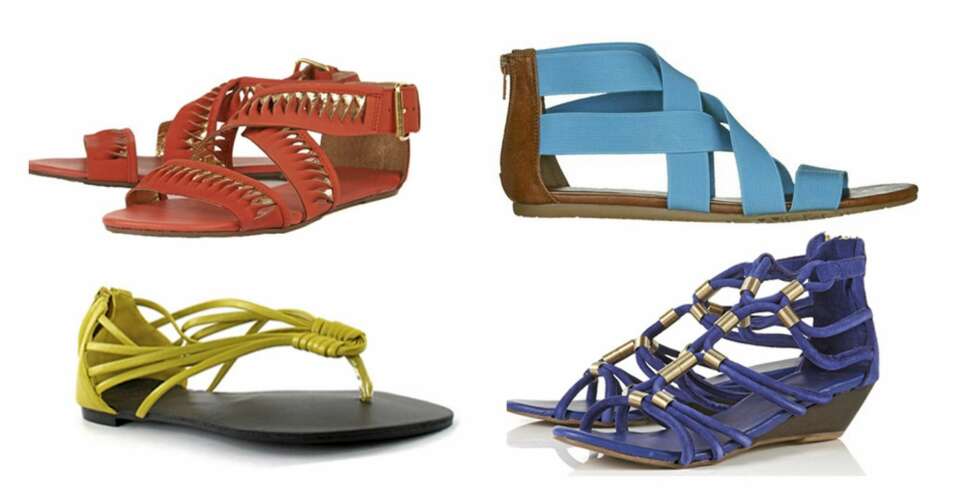FRA VENSTRE: Oransje fra Topshop (kr 376), gule fra Nelly shoes (kr 199), blå fra Din Sko (kr 299), og lilla fra Topshop (kr 403). FRA VENSTRE: Oransje fra Topshop (kr 376), gule fra Nelly shoes (kr 199), blå fra Din Sko (kr 299), og lilla fra Topshop (kr 403).