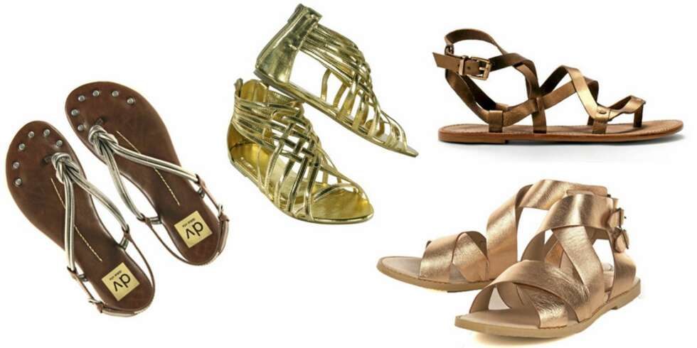 FRA VENSTRE: Sandaler med sølvreim fra DV (kr 313), gull fra Ellos (kr 149), sandal med smale bronsereimer (kr 399) fra Zara, og sandal med brede bronsereimer fra Topshop (kr 376). FRA VENSTRE: Sandaler med sølvreim fra DV (kr 313), gull fra Ellos (kr 149), sandal med smale bronsereimer (kr 399) fra Zara, og sandal med brede bronsereimer fra Topshop (kr 376).