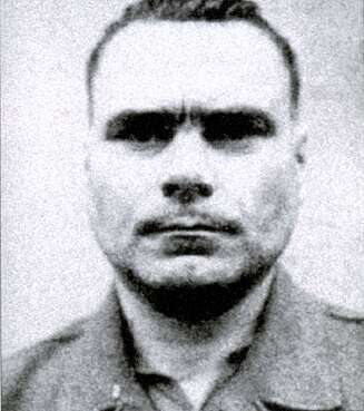 Krigsforbryteren Josef Kramer, ""Beistet fra Belsen"", ble hengt i tyske Hameln av Albert Pierrepoint. Krigsforbryteren Josef Kramer, ""Beistet fra Belsen"", ble hengt i tyske Hameln av Albert Pierrepoint.