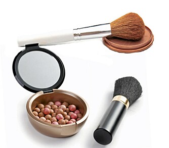 MANGFOLD: De fleste makeup-merker fører solpudder av en eller annen sort, og det finnes utallige varianter. Prøv deg frem for å finne din favoritt. MANGFOLD: De fleste makeup-merker fører solpudder av en eller annen sort, og det finnes utallige varianter. Prøv deg frem for å finne din favoritt.