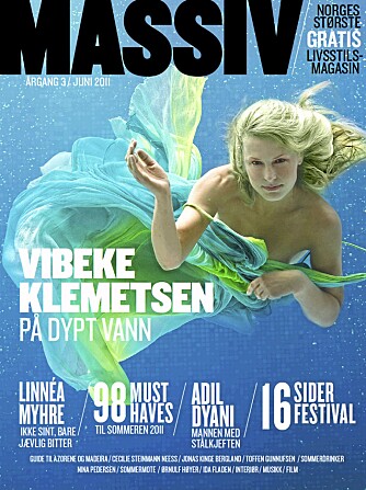 Bildene i Massiv viser den svært veldreide trønderjenta Vibeke Klemetsen i kunstferdige positurer under vann Bildene i Massiv viser den svært veldreide trønderjenta Vibeke Klemetsen i kunstferdige positurer under vann