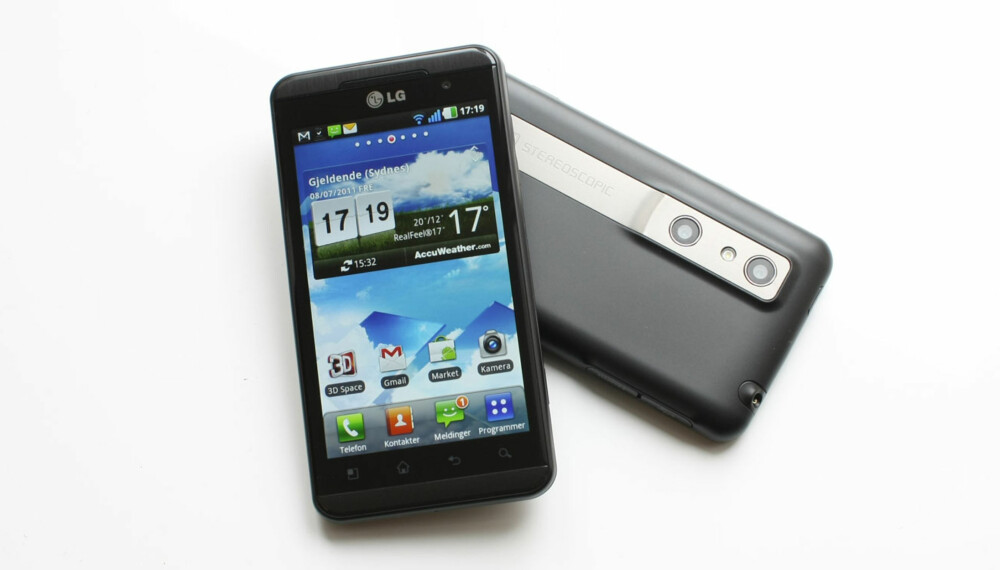 3D-MOBILEN: LG Optimus 3D er den første mobilen med 3D-skjerm som selges i Norge. 3D-MOBILEN: LG Optimus 3D er den første mobilen med 3D-skjerm som selges i Norge.