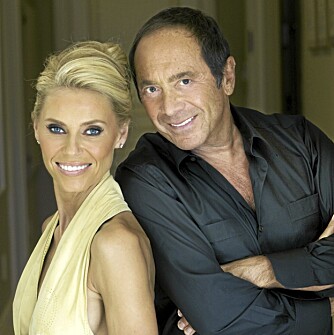 INGEN GJENFORENING: Anna avviser at hun og Paul har funnet tilbake til hverandre. Her ser vi dem sammen i deres Hollywood-hjem før de splittet. INGEN GJENFORENING: Anna avviser at hun og Paul har funnet tilbake til hverandre. Her ser vi dem sammen i deres Hollywood-hjem før de splittet.