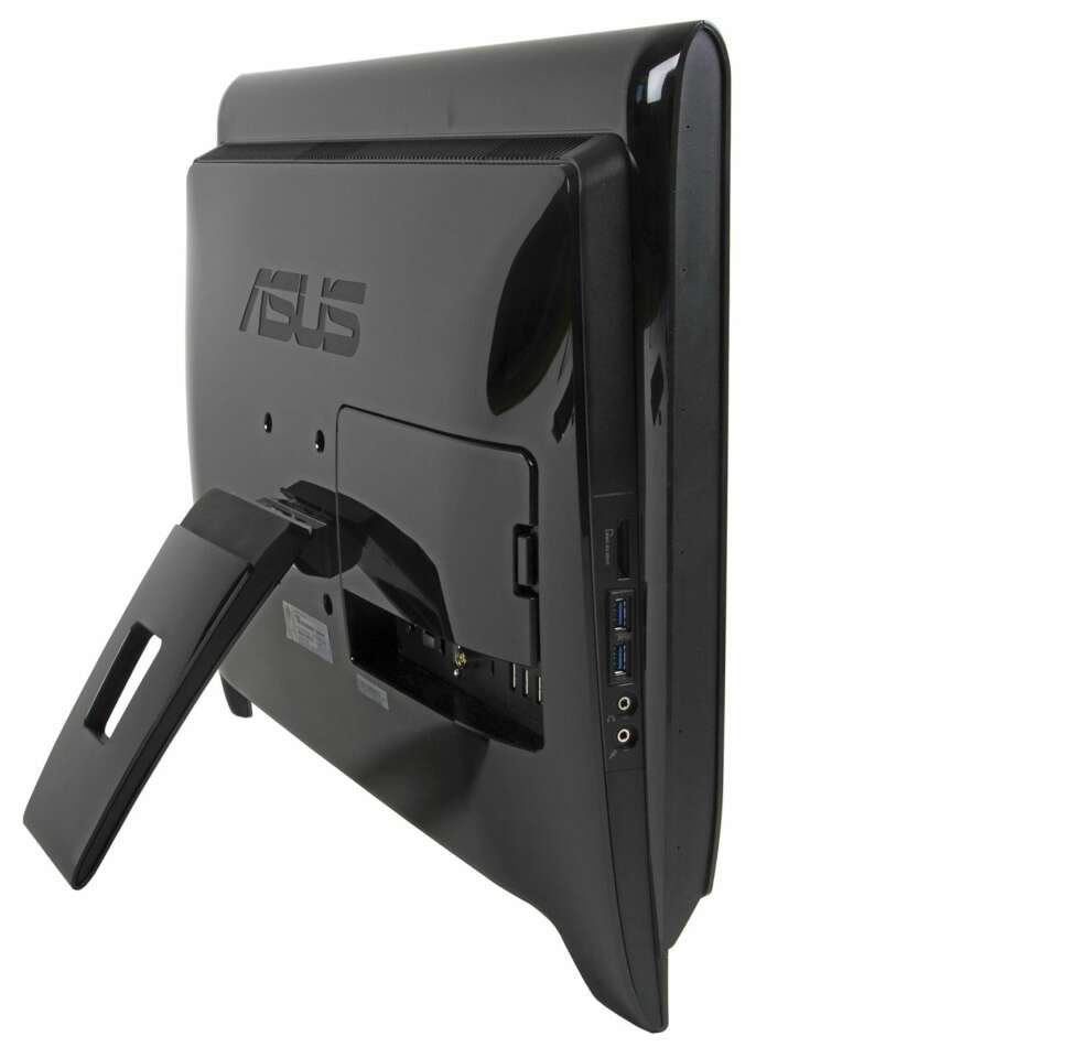 VELDIG BLANK: Alle flater på Asus EeeTop er svarte og blanke. På venstre side finner du kortleser, 2 USB 3.0-porter og tilkobling for mikrofon og headset. Resten av tilkoblingene er plassert bak. VELDIG BLANK: Alle flater på Asus EeeTop er svarte og blanke. På venstre side finner du kortleser, 2 USB 3.0-porter og tilkobling for mikrofon og headset. Resten av tilkoblingene er plassert bak.