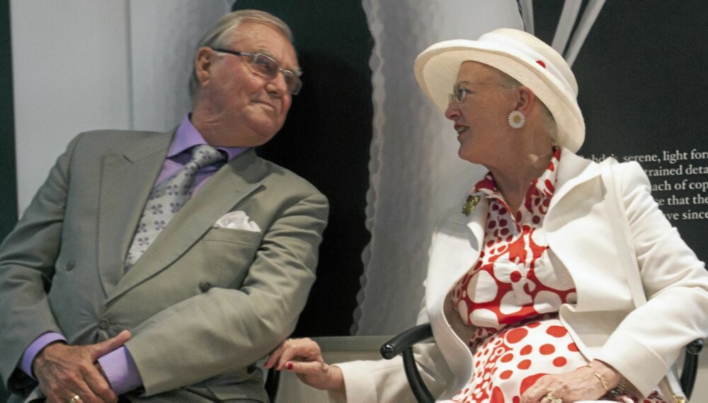 Dronning Margrethe og prins Henrik har kan begge drive næringsvirksomhet takket være en romslig apanasje. Dronning Margrethe og prins Henrik har kan begge drive næringsvirksomhet takket være en romslig apanasje.