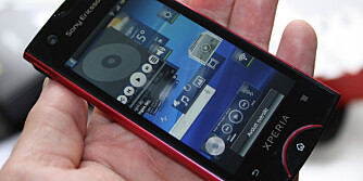 WIDGETS: Du kan klype med fingrene for å vise alle aktive widgets. WIDGETS: Du kan klype med fingrene for å vise alle aktive widgets.