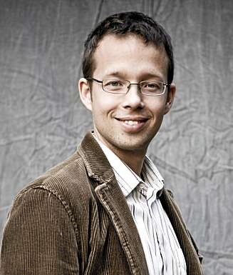 INGEN REVOLUSJON: Benjamin Myklebust i Zero arbeider for hurtilading av elbiler. 5-minutterslading vil likevel neppe revolusjonere elbil-bruken, tror han. Foto: Zero INGEN REVOLUSJON: Benjamin Myklebust i Zero arbeider for hurtilading av elbiler. 5-minutterslading vil likevel neppe revolusjonere elbil-bruken, tror han. Foto: Zero
