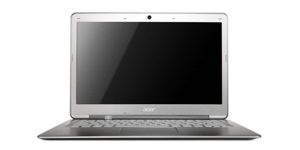HD LED: Acer S3 er utstyrt med en HD LED-skjerm på 13,3 tommer. HD LED: Acer S3 er utstyrt med en HD LED-skjerm på 13,3 tommer.