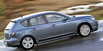 MAZDA 3: Morsom å kjøre, litt enkel kvalitetsfølelse. FOTO: Egil Nordlien, HM Foto MAZDA 3: Morsom å kjøre, litt enkel kvalitetsfølelse. FOTO: Egil Nordlien, HM Foto