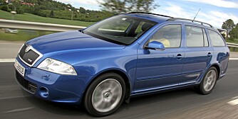 SKODA OCTAVIA: Traust, men trygt kjøp. RS-versjonen (bildet) er en familieracer. FOTO: Redaksjonen SKODA OCTAVIA: Traust, men trygt kjøp. RS-versjonen (bildet) er en familieracer. FOTO: Redaksjonen