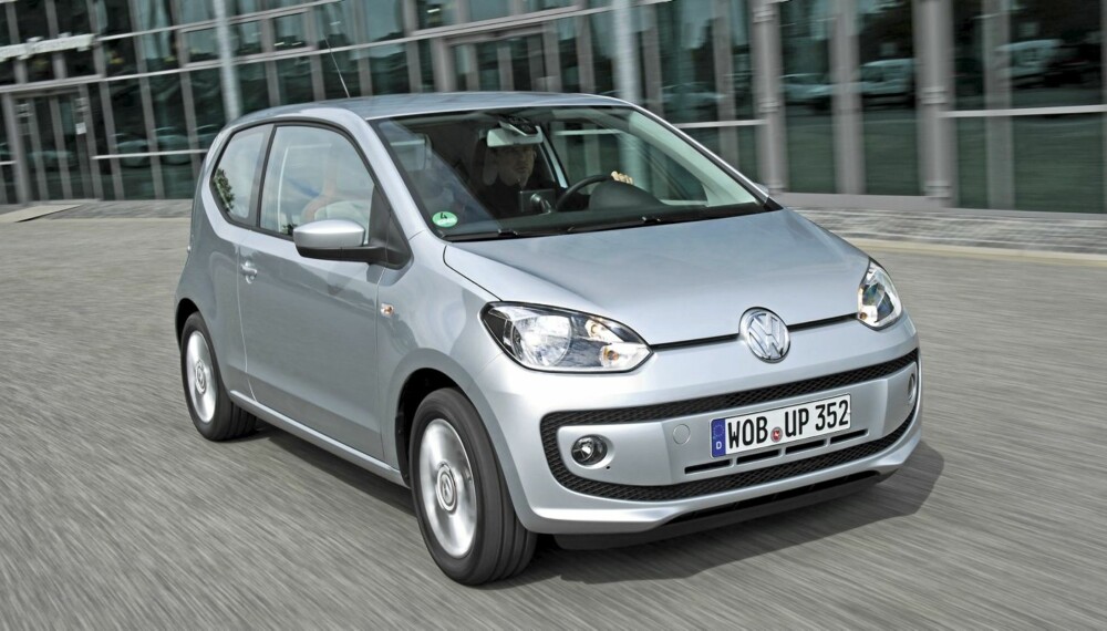 MINSTEMANN: Volkswagen up! kommer til Norge i mai. Billigste versjon vil få en 60-hesters énliter under panseret. MINSTEMANN: Volkswagen up! kommer til Norge i mai. Billigste versjon vil få en 60-hesters énliter under panseret.