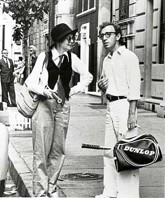 Diane Keaton i Woody Allen-filmen, Annie Hall, er det perfekte eksemple på den überkule maskuline stilen. Diane Keaton i Woody Allen-filmen, Annie Hall, er det perfekte eksemple på den überkule maskuline stilen.