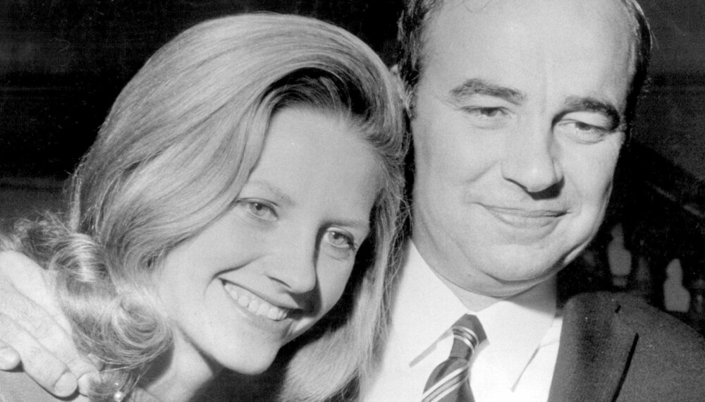 Anna og Rupert Murdoch var på vinterferie, og slapp derfor unna kidnapperne. Anna og Rupert Murdoch var på vinterferie, og slapp derfor unna kidnapperne.