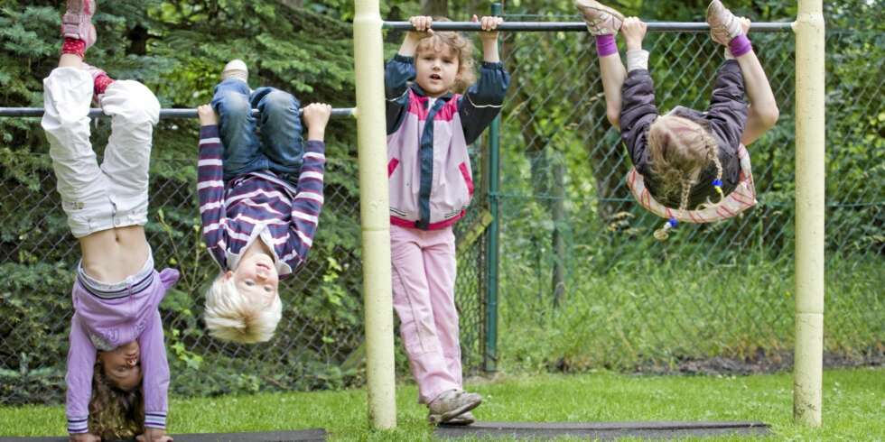 FYSISK AKTIVITET: Den tidligere Skolefritidsordningen skal være mer enn bare et sted å være, og med det nye navnet, Aktivitetsskolen, skal det nå fokuseres mer på fysisk aktivitet og lek. FYSISK AKTIVITET: Den tidligere Skolefritidsordningen skal være mer enn bare et sted å være, og med det nye navnet, Aktivitetsskolen, skal det nå fokuseres mer på fysisk aktivitet og lek.