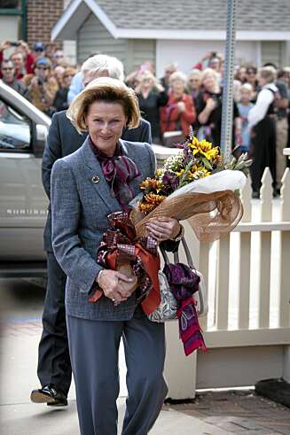 FESTKLAR: Dronning Sonja møter prinsesse Madeleine på eksklusive Hilton hotel i New York til lørdag. FESTKLAR: Dronning Sonja møter prinsesse Madeleine på eksklusive Hilton hotel i New York til lørdag.