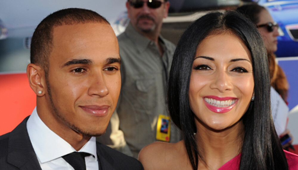 VAKKERT EKSPAR: Lewis Hamliton og Nicole Scherzinger skilles som venner. VAKKERT EKSPAR: Lewis Hamliton og Nicole Scherzinger skilles som venner.