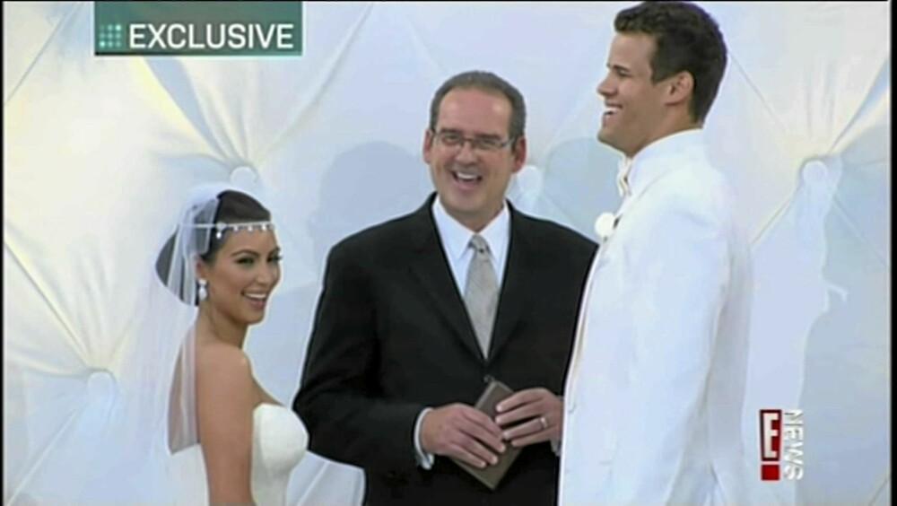 Kim Kardashian og Kris Humphries' ekteskap ble direktesendt påTV-kanalen E! Kim Kardashian og Kris Humphries' ekteskap ble direktesendt påTV-kanalen E!