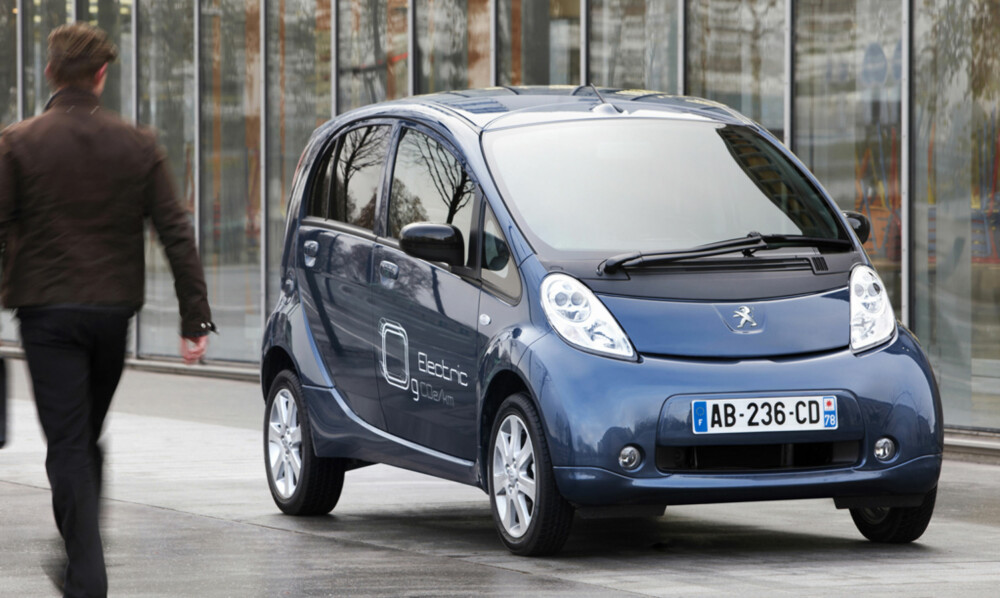 BYBIL: Peugeot iOn er en ypperlig bybil. BYBIL: Peugeot iOn er en ypperlig bybil.