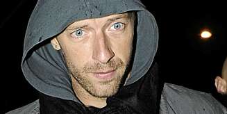 ...og ektemannen hennes, Chris Martin. ...og ektemannen hennes, Chris Martin.