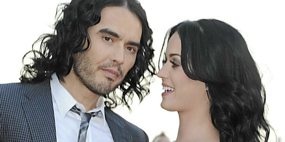 BABY! NÅ!: Katy ønsker å våkne opp med ektemannen hver dag og fortviler over motviljen hun møter hos Russell. BABY! NÅ!: Katy ønsker å våkne opp med ektemannen hver dag og fortviler over motviljen hun møter hos Russell.