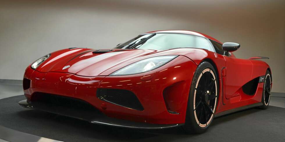 LYN: Denne bilen er verdens raskeste til 300 km/t. Foto: Koenigsegg LYN: Denne bilen er verdens raskeste til 300 km/t. Foto: Koenigsegg