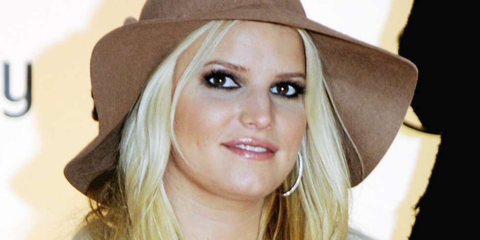 Jessica Simpson venter for tiden sitt første barn med forloveden Eric Johnson. Jessica Simpson venter for tiden sitt første barn med forloveden Eric Johnson.