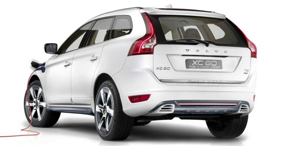 KONSEPT: XC60 som bensinhybrid vises frem som et konsept på bilutstillingen i Detroit som åpner snart. KONSEPT: XC60 som bensinhybrid vises frem som et konsept på bilutstillingen i Detroit som åpner snart.