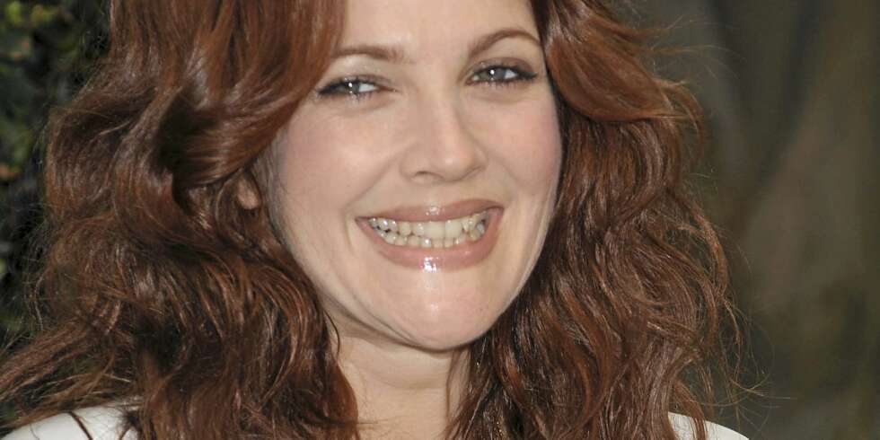 FORLOVET: Skuespiller Drew Barrymore skal gifte for tredje gang. FORLOVET: Skuespiller Drew Barrymore skal gifte for tredje gang.