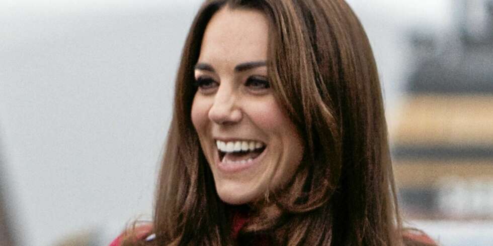 Prinsesse Catherine fyller 30, men vil ikke feire burdsagen stille og rolig. Mistenksomme sjeler tolker dette som ytterligere et tegn på at prinsessen er svanger. Prinsesse Catherine fyller 30, men vil ikke feire burdsagen stille og rolig. Mistenksomme sjeler tolker dette som ytterligere et tegn på at prinsessen er svanger.