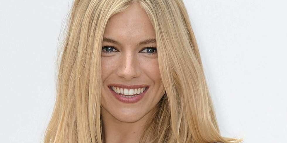 SVANGER SIENNA: Modellen og filmstjernen Sienna Miller venter barn med kjæresten, melder bladet Us Weekly. SVANGER SIENNA: Modellen og filmstjernen Sienna Miller venter barn med kjæresten, melder bladet Us Weekly.