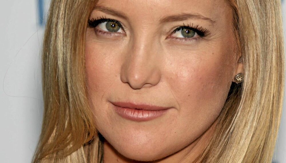 SOMMERGLØD: Kate Hudson stråler alltid på den rødeløperen, og huden er intet unntak. SOMMERGLØD: Kate Hudson stråler alltid på den rødeløperen, og huden er intet unntak.