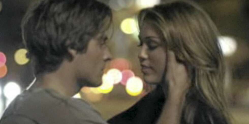 Kevin Zeger og Miley Cyrus finner tonen i "The Big Bang". Kevin Zeger og Miley Cyrus finner tonen i "The Big Bang".