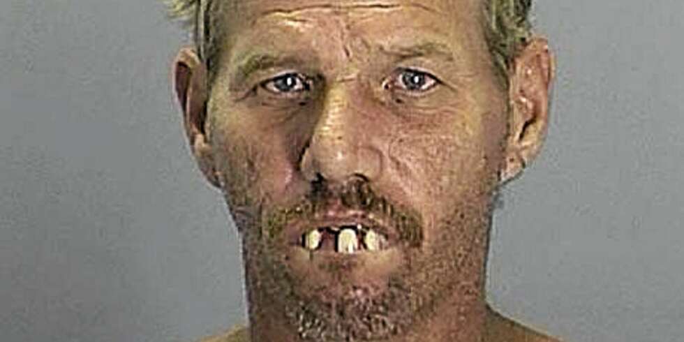 Helt normalt mugshot? Her er Alan Dale Lee, som er vanetyv. Helt normalt mugshot? Her er Alan Dale Lee, som er vanetyv.