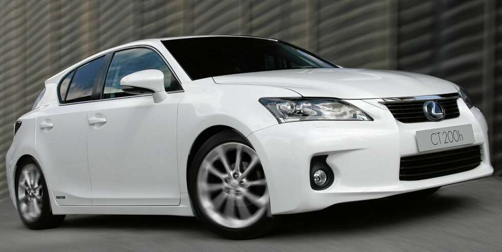 BEST I KLASSEN: Lexus CT200h BEST I KLASSEN: Lexus CT200h