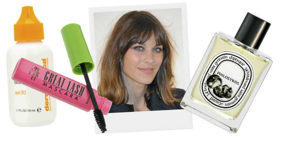 FAKTOR HVER DAG: Alexa Chung mener at hemmeligheten bak vakker hud, er en god solkrem. FAKTOR HVER DAG: Alexa Chung mener at hemmeligheten bak vakker hud, er en god solkrem.